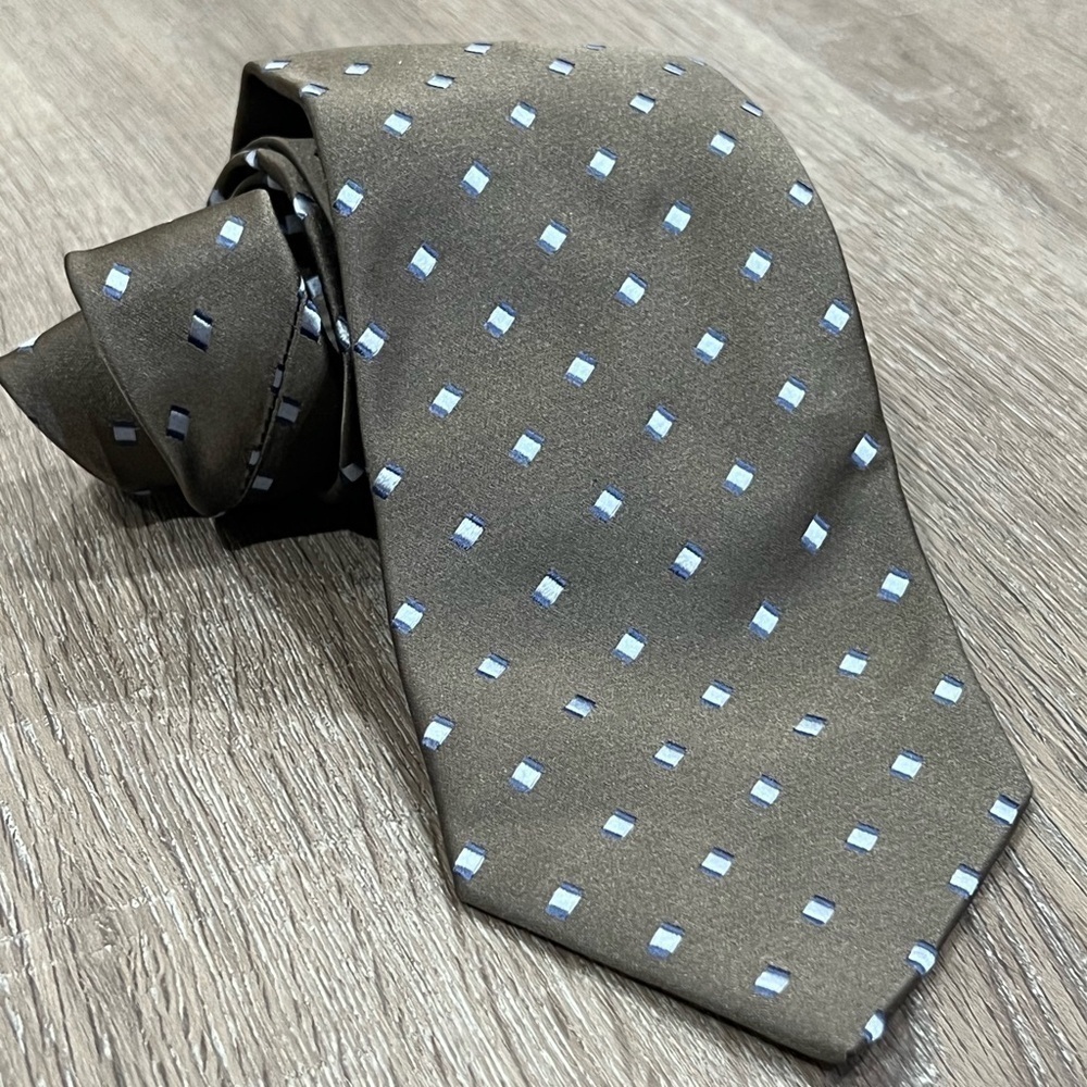 Ermenegildo Zegna Tie Made in Italy 100% Silk Brown Navy Geometric Pattern EUC